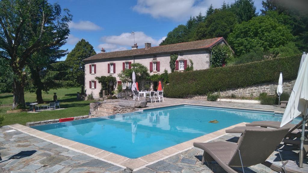 Les Vergnes Saint-Pardoux-le-Neuf Εξωτερικό φωτογραφία